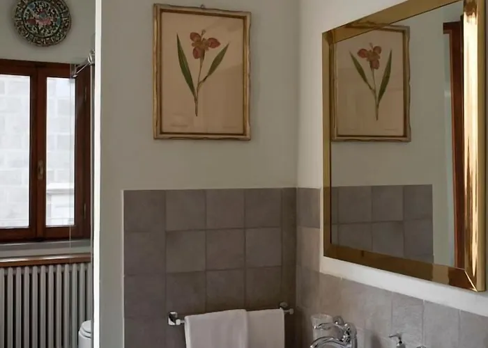 Bed and Breakfast Dolce Rosa ♡ Centro Storico 4*
